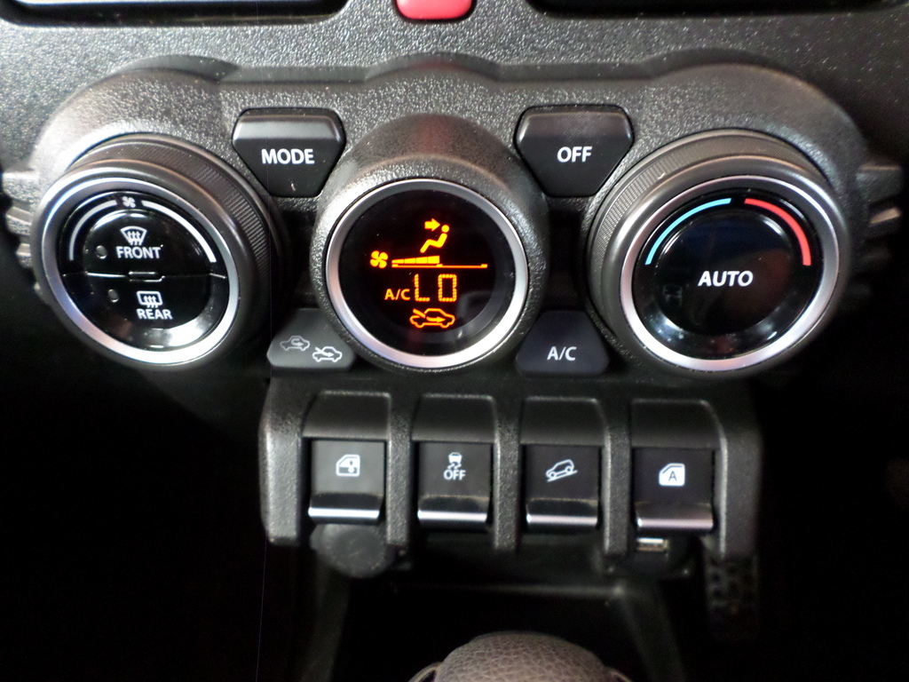 SUZUKI JIMNY JIMNY 1.5 GLX A/T