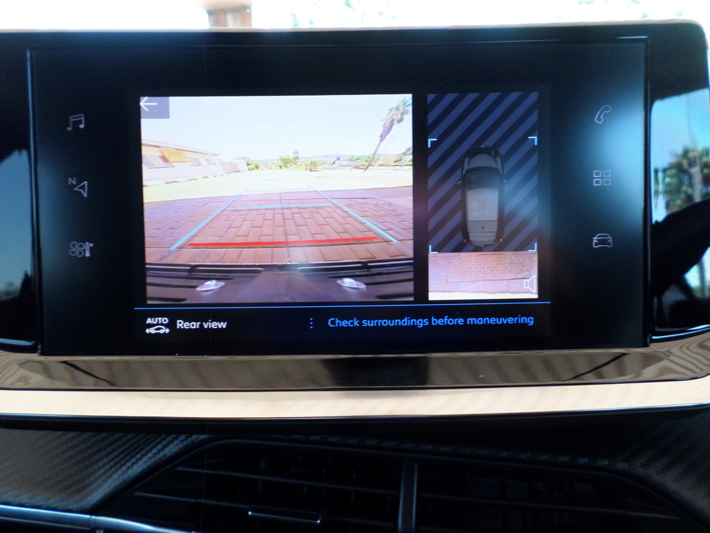 PEUGEOT 208 208 1.2T ALLURE A/T