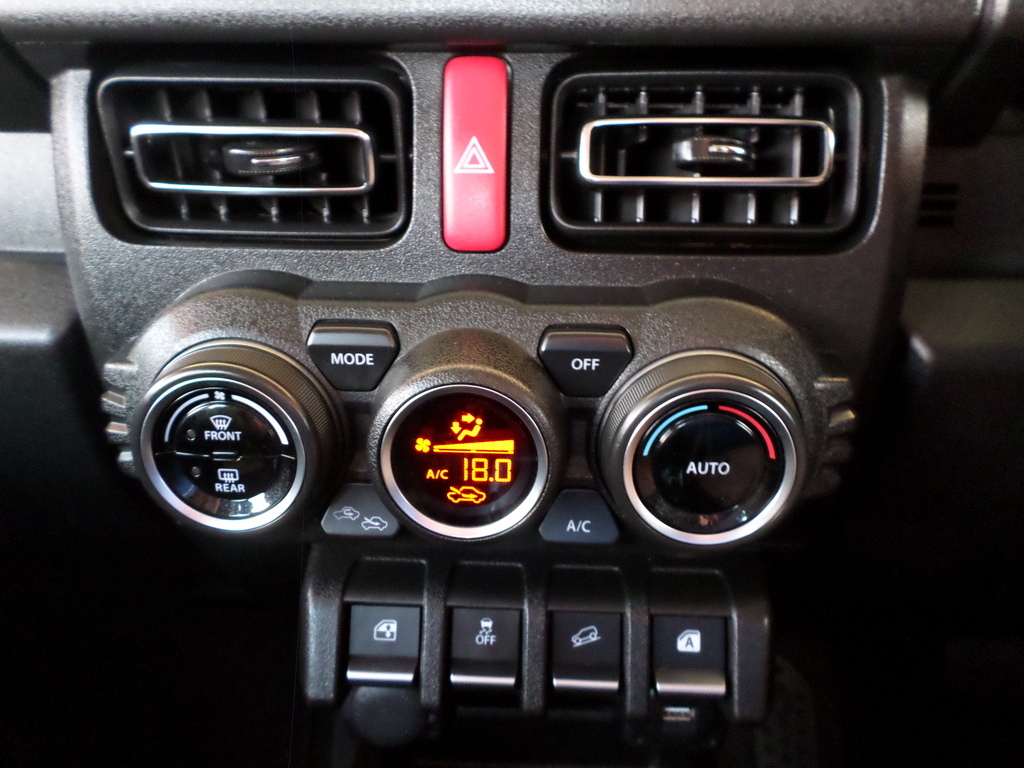 SUZUKI JIMNY JIMNY 1.5 GLX A/T