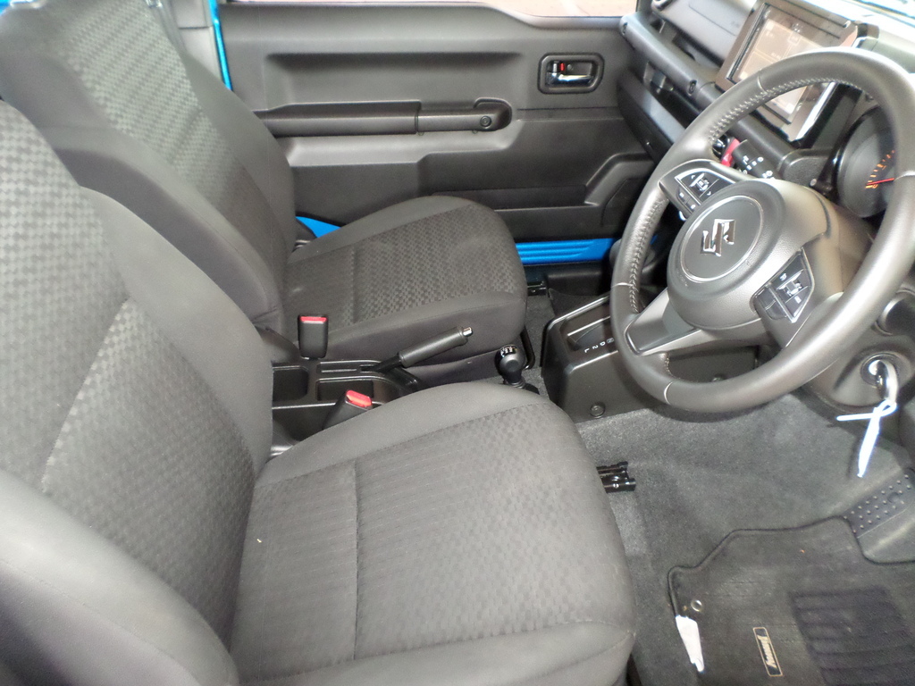 SUZUKI JIMNY JIMNY 1.5 GLX A/T