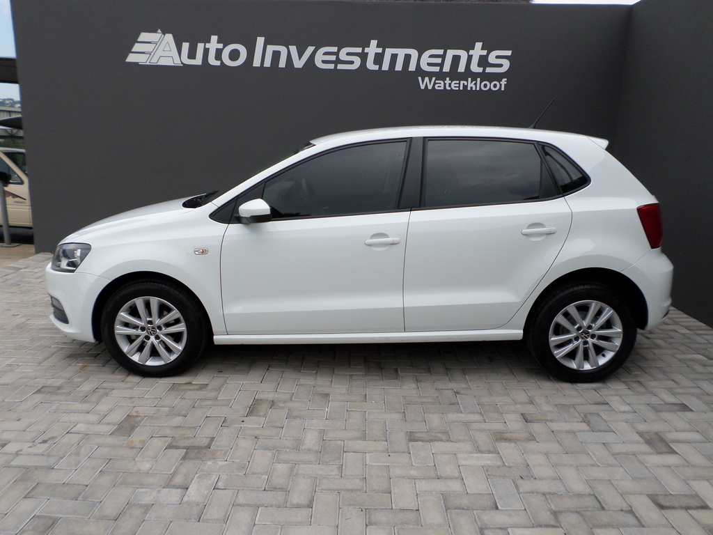 VOLKSWAGEN POLO VIVO POLO VIVO 1.6 COMFORTLINE TIP (5DR)