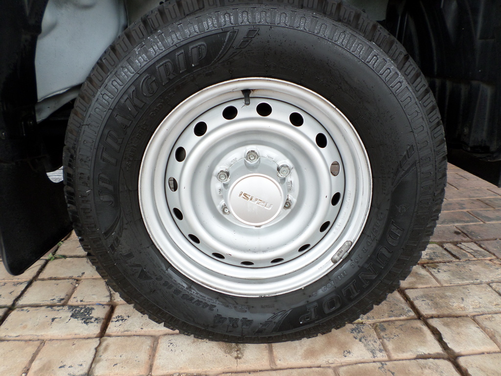 ISUZU D-MAX D-MAX 250 HO FLEETSIDE S/C P/U