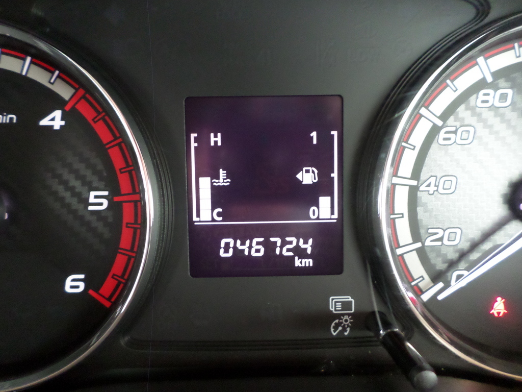 MITSUBISHI TRITON TRITON 2.4Di-GL P/U D/C