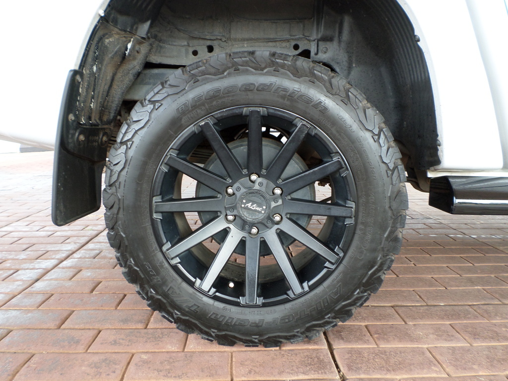 MITSUBISHI TRITON TRITON 2.4Di-GL P/U D/C