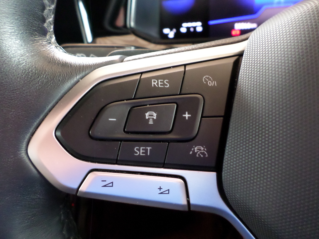 VOLKSWAGEN T-ROC T-ROC 1.4 TSI DESIGN TIPTRONIC