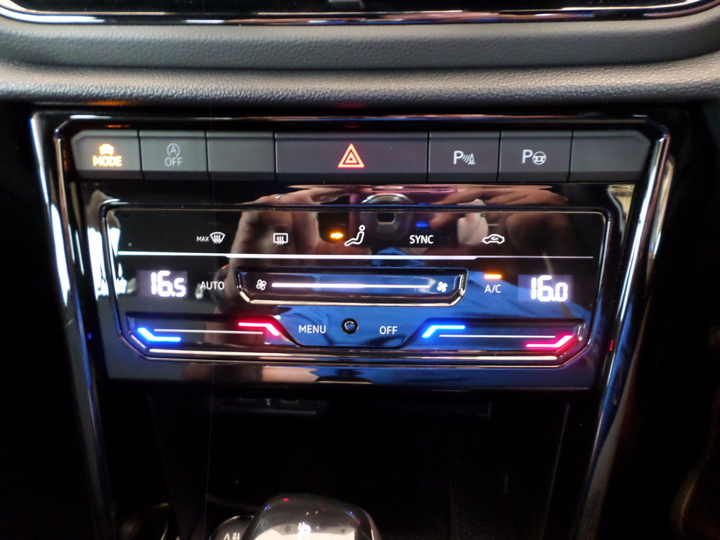 VOLKSWAGEN T-ROC T-ROC 1.4 TSI DESIGN TIPTRONIC