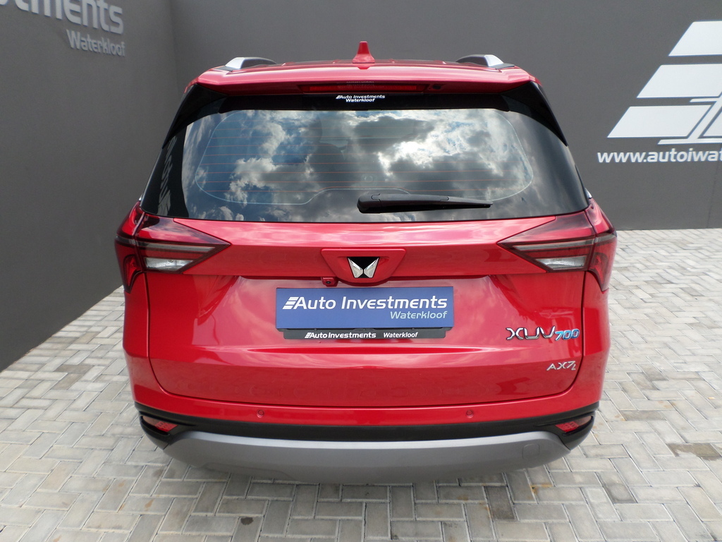 MAHINDRA XUV 700 XUV 700 2.0 AX7L A/T (7 SEATER) - 7