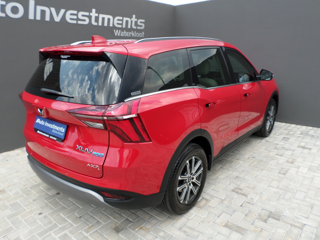 MAHINDRA XUV 700 XUV 700 2.0 AX7L A/T (7 SEATER) - 8