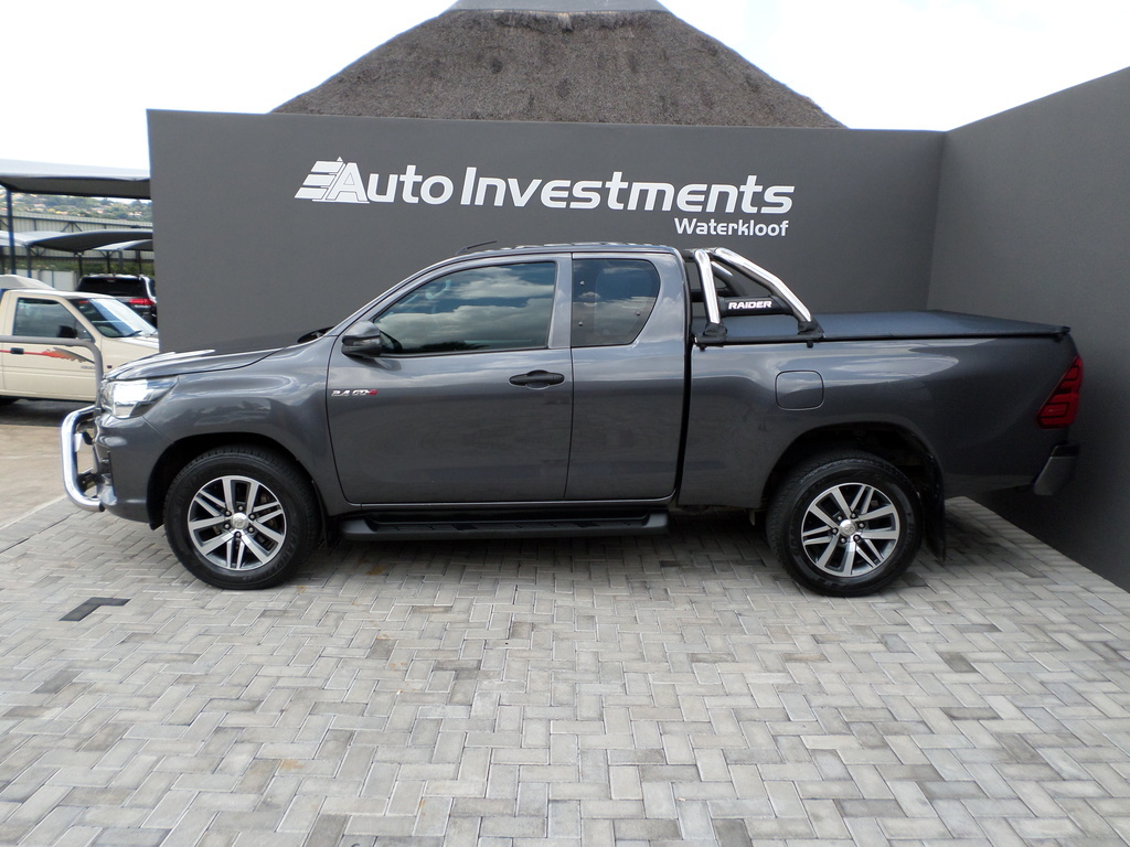 TOYOTA HILUX HILUX 2.4 GD-6 RB SRX A/T P/U E/CAB