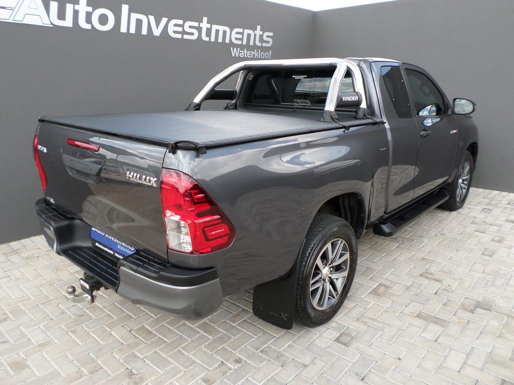 TOYOTA HILUX HILUX 2.4 GD-6 RB SRX A/T P/U E/CAB