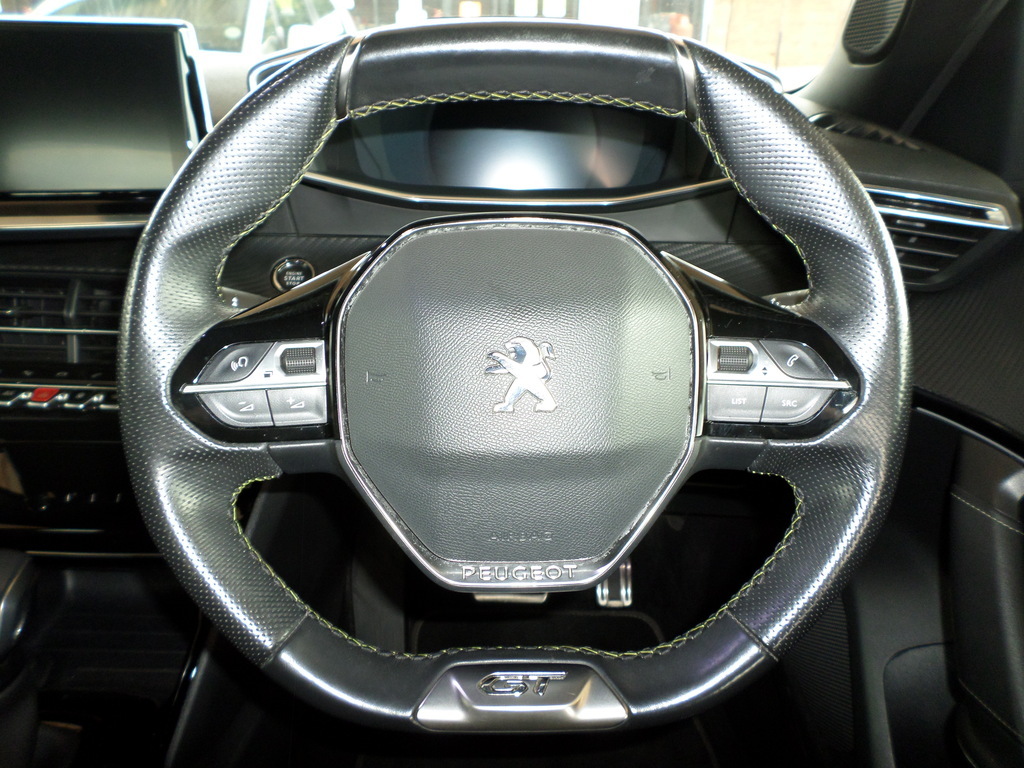 PEUGEOT 2008 2008 GT 1.2T A/T
