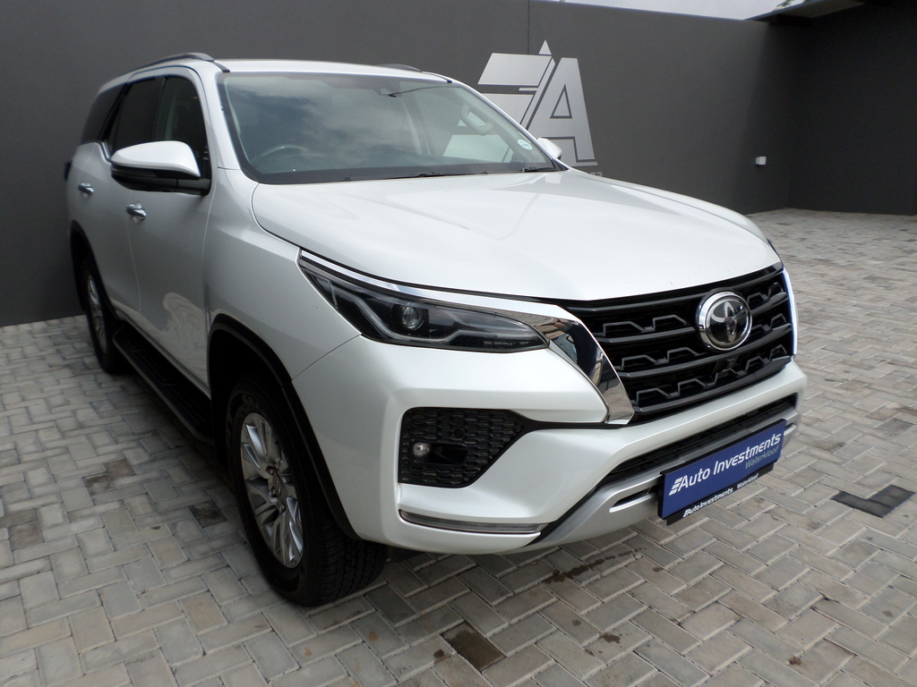 TOYOTA FORTUNER FORTUNER 2.8GD-6 VX A/T - 2