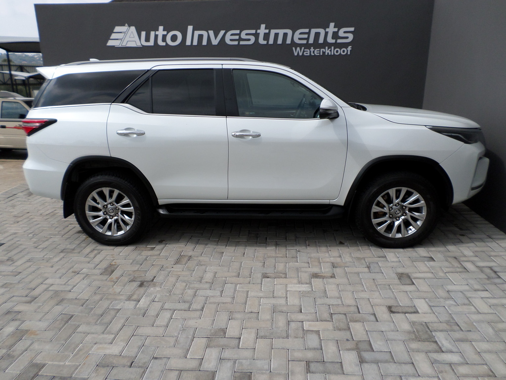 TOYOTA FORTUNER FORTUNER 2.8GD-6 VX A/T - 4