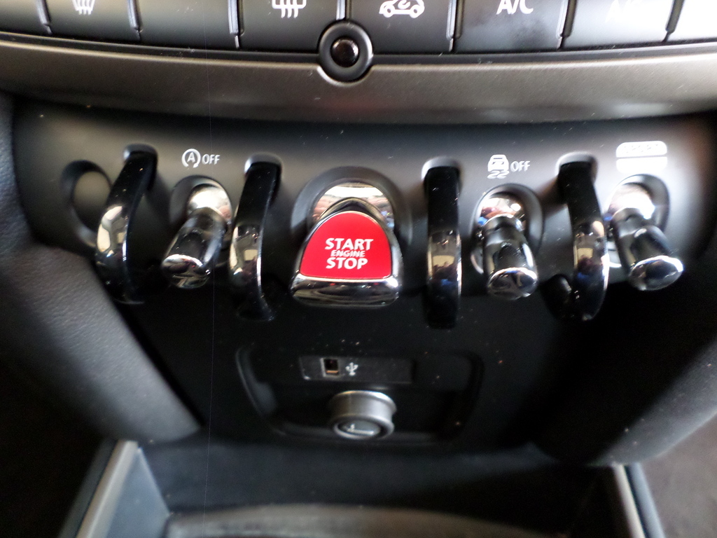 MINI COOPER COUNTRYMAN COOPER S COUNTRYMAN A/T