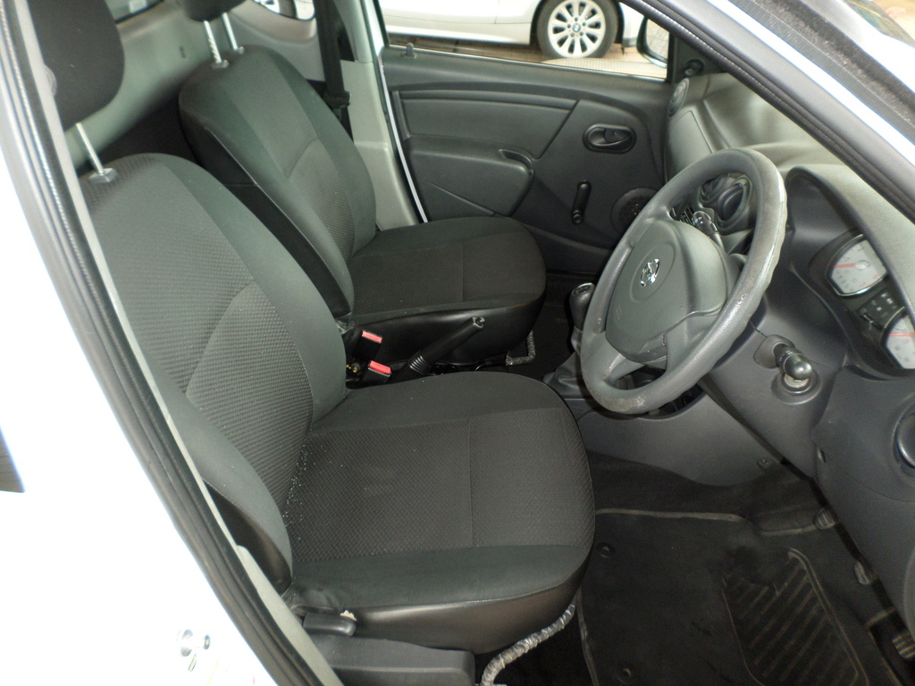 NISSAN NP200 NP200 1.6  A/C SAFETY PACK P/U S/C