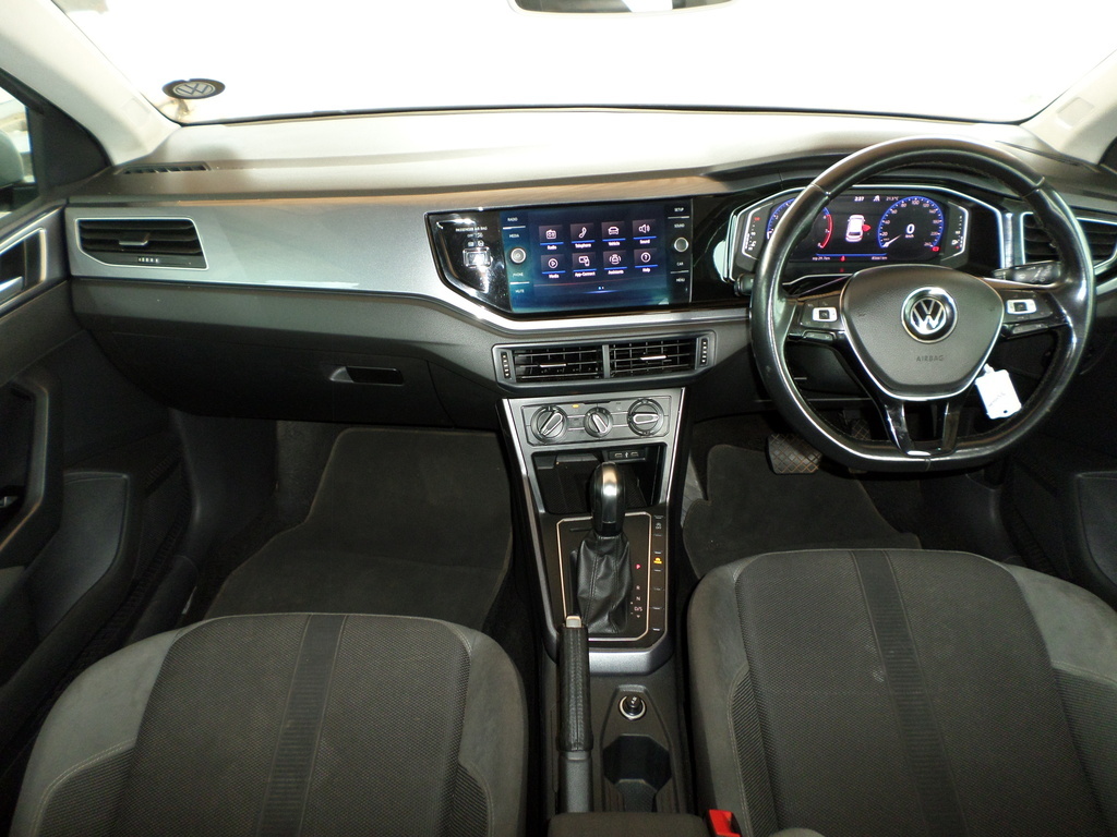 VOLKSWAGEN POLO POLO 1.0 TSI HIGHLINE DSG (85KW) - 11