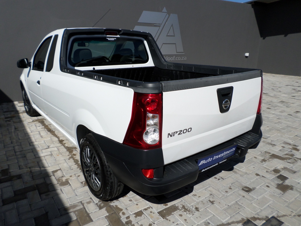 NISSAN NP200 NP200 1.6  A/C SAFETY PACK P/U S/C - 7