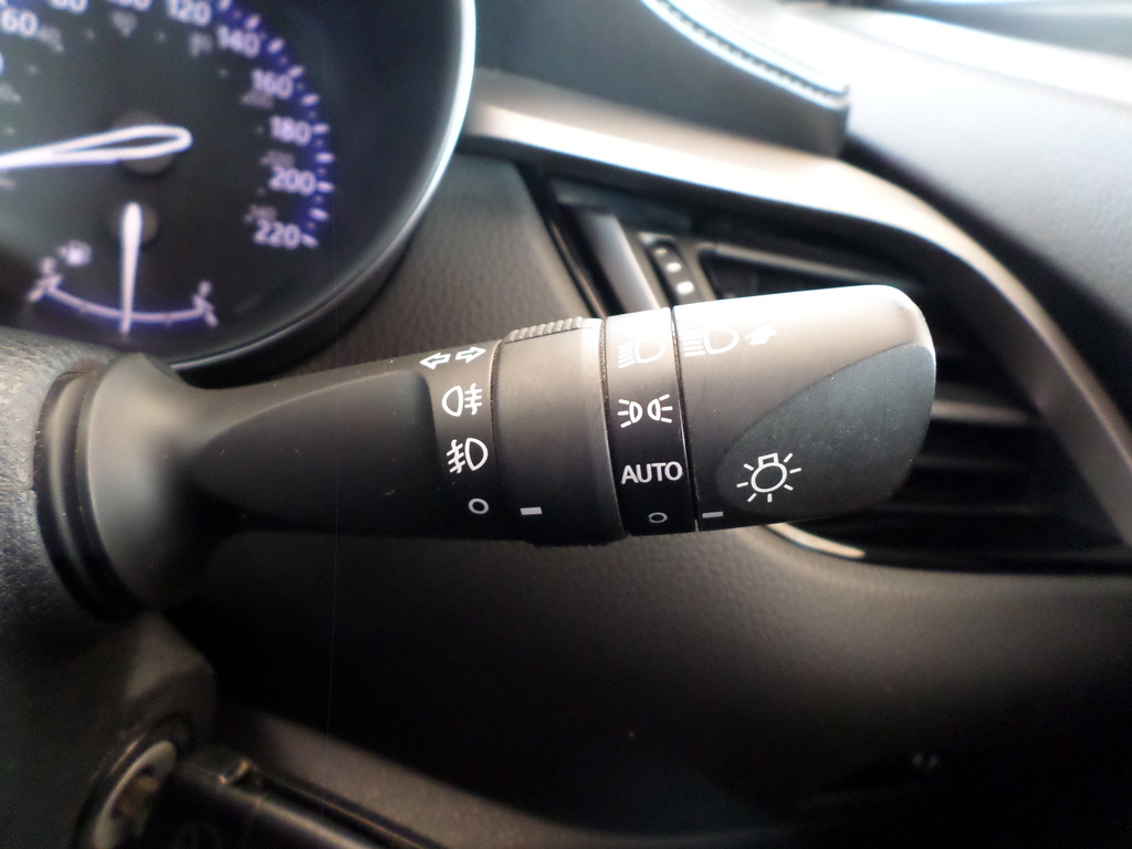 TOYOTA C-HR C-HR 1.2T PLUS CVT - 20