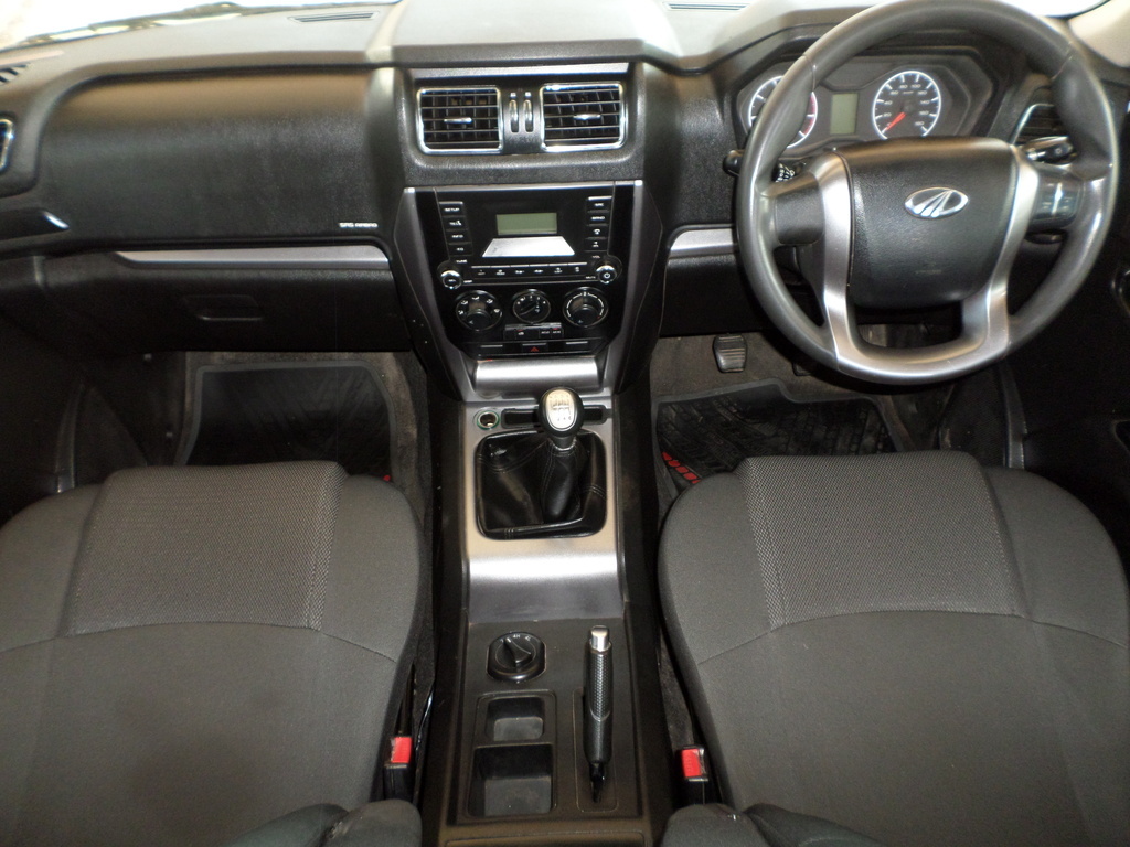 MAHINDRA PIK UP PIK UP 2.2 mHAWK S6 4X4 P/U D/C - 11