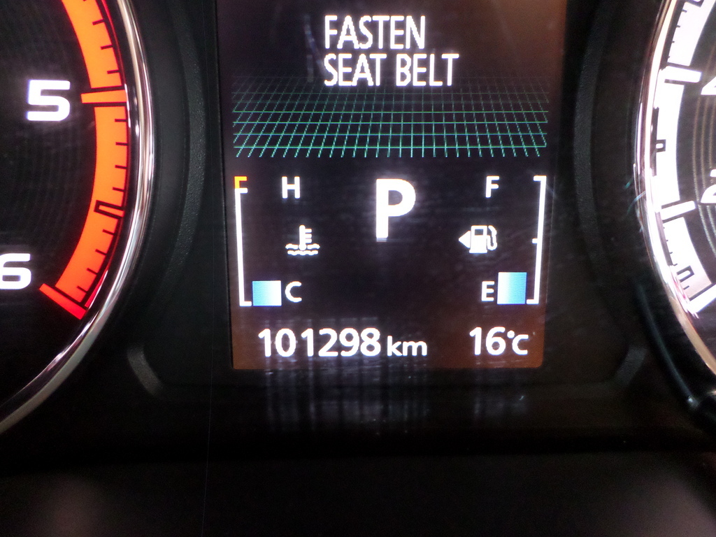 MITSUBISHI TRITON TRITON 2.4 Di-DC XTREME 4X4 A/T P/U D/C