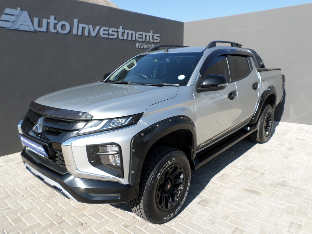 MITSUBISHI TRITON TRITON 2.4 Di-DC XTREME 4X4 A/T P/U D/C