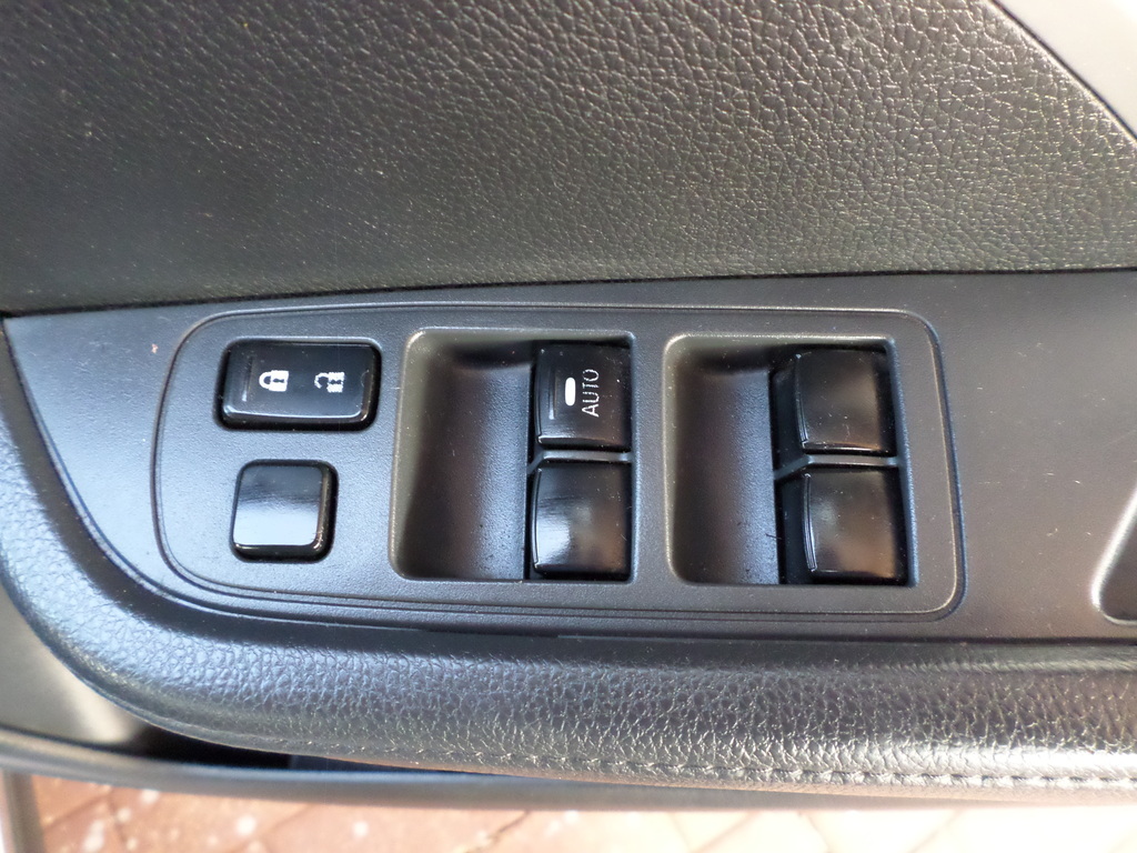 MITSUBISHI XPANDER XPANDER 1.5 A/T - 18