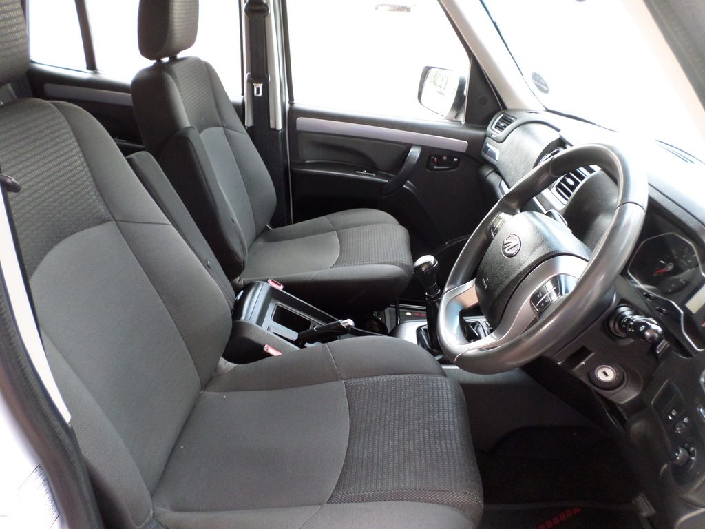 MAHINDRA SCORPIO PIK UP 2.2 mHAWK S10 4X4 P/U D/C - 12