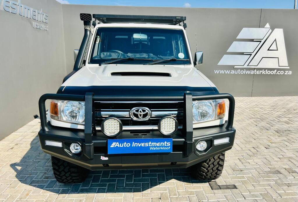 TOYOTA LAND CRUISER PICK UP LAND CRUISER 79 4.5D P/U D/C - 5