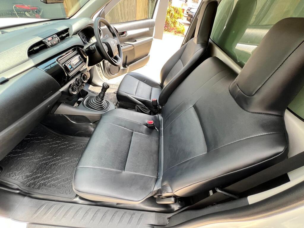 TOYOTA HILUX HILUX 2.4 GD S A/C P/U S/C - 16