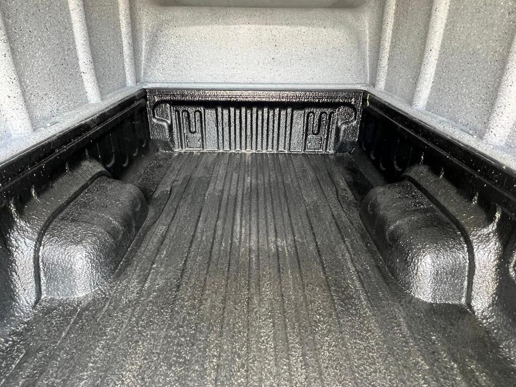 TOYOTA HILUX HILUX 2.4 GD S A/C P/U S/C - 18