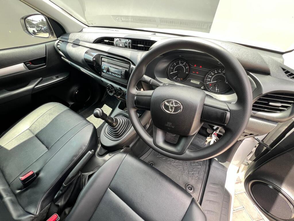 TOYOTA HILUX HILUX 2.4 GD S A/C P/U S/C - 20