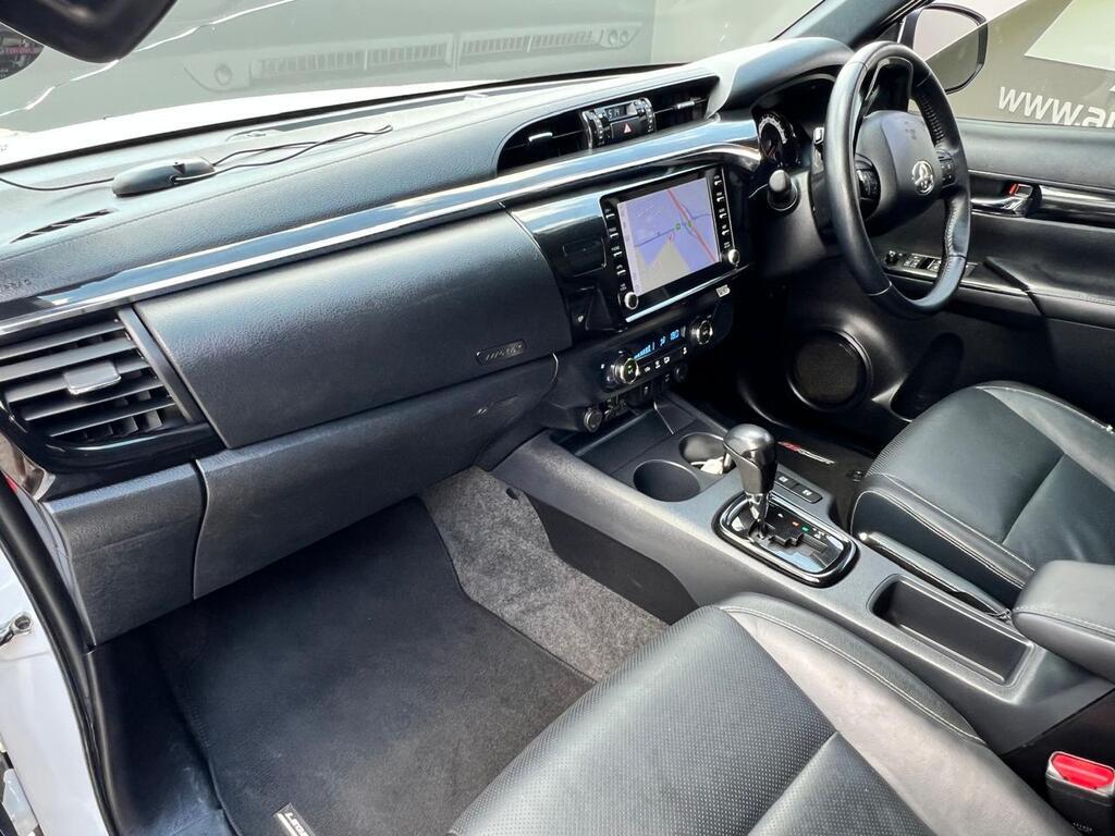 TOYOTA HILUX HILUX 2.8 GD-6 RB LEGEND A/T P/U D/C - 15