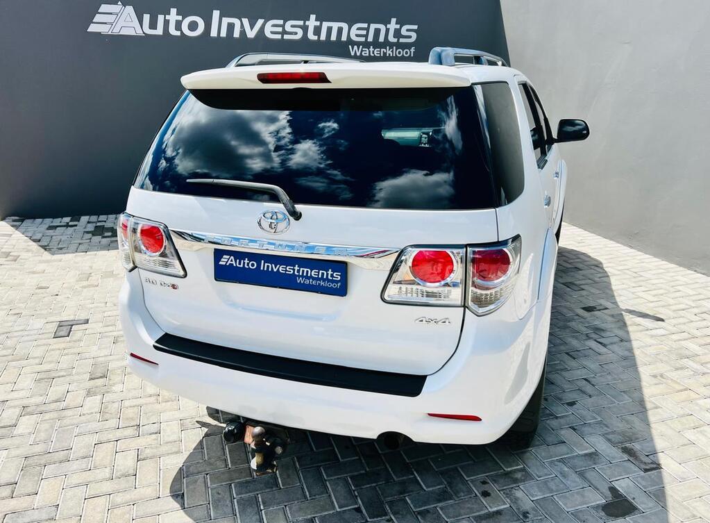 TOYOTA FORTUNER FORTUNER 3.0D-4D 4X4 A/T - 11