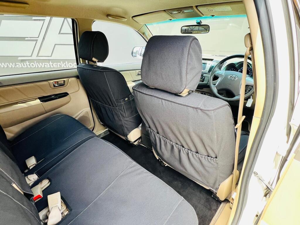 TOYOTA FORTUNER FORTUNER 3.0D-4D 4X4 A/T - 18