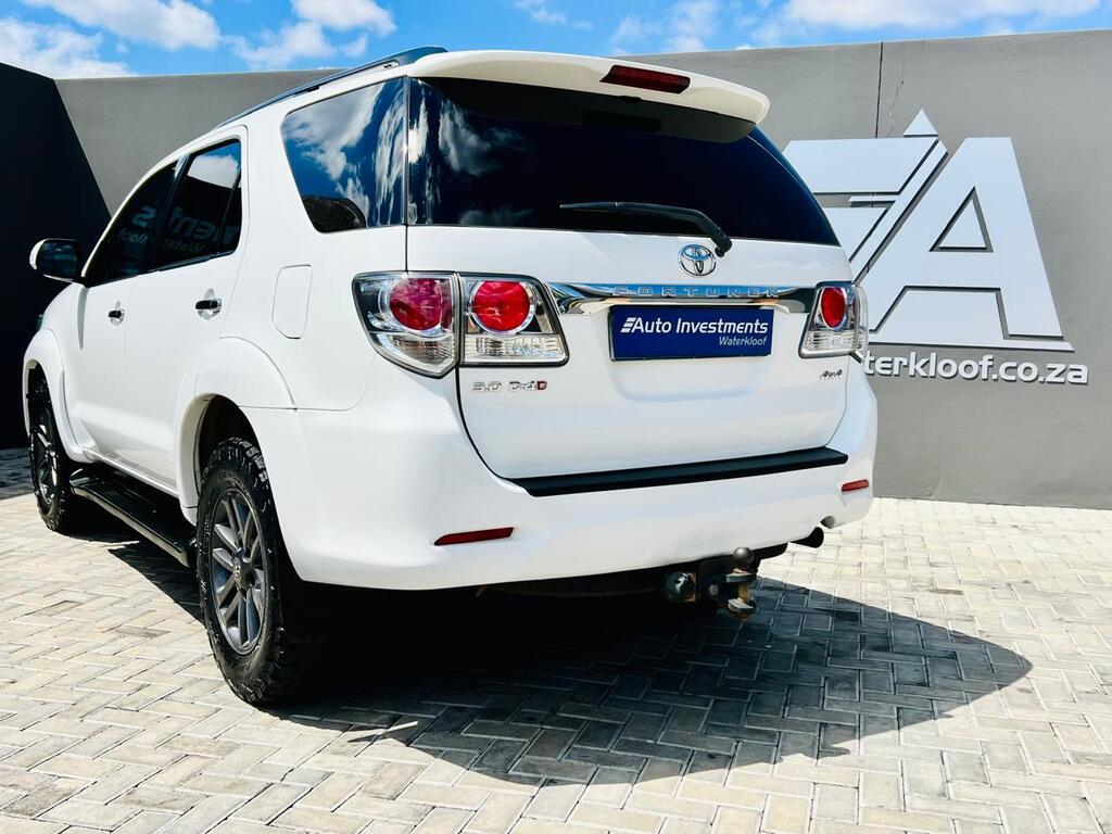 TOYOTA FORTUNER FORTUNER 3.0D-4D 4X4 A/T - 4
