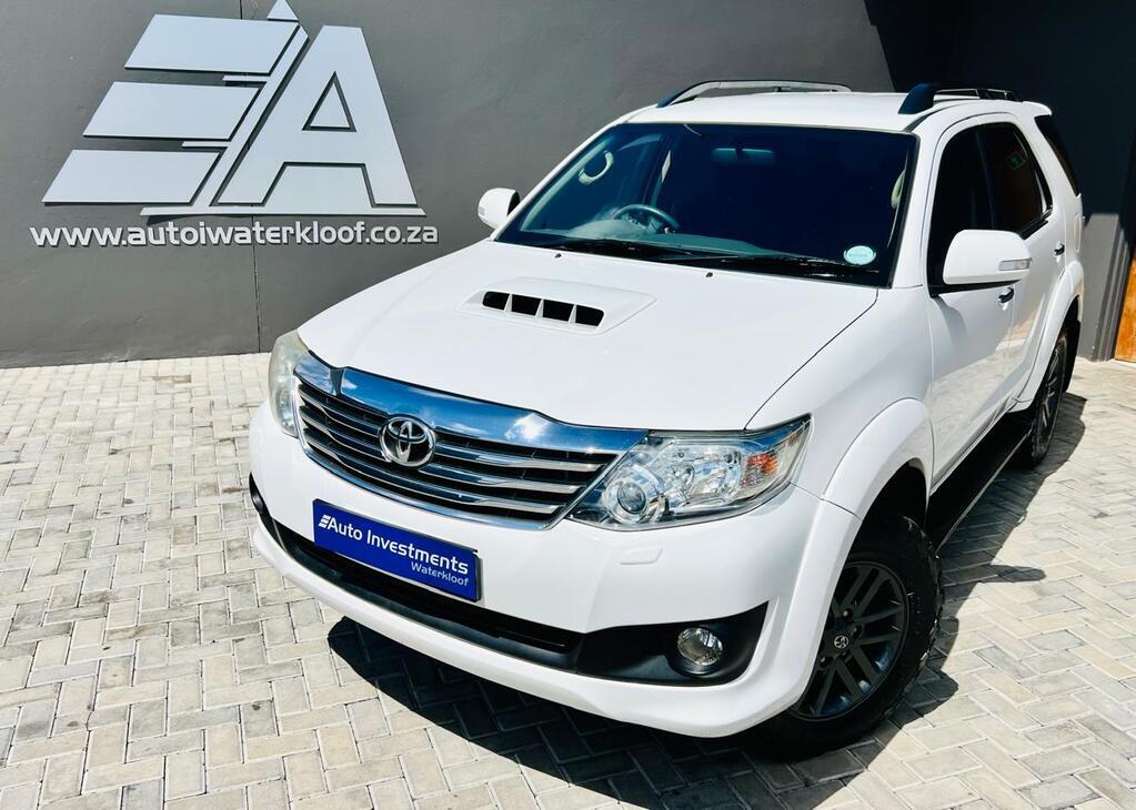 TOYOTA FORTUNER FORTUNER 3.0D-4D 4X4 A/T - 5