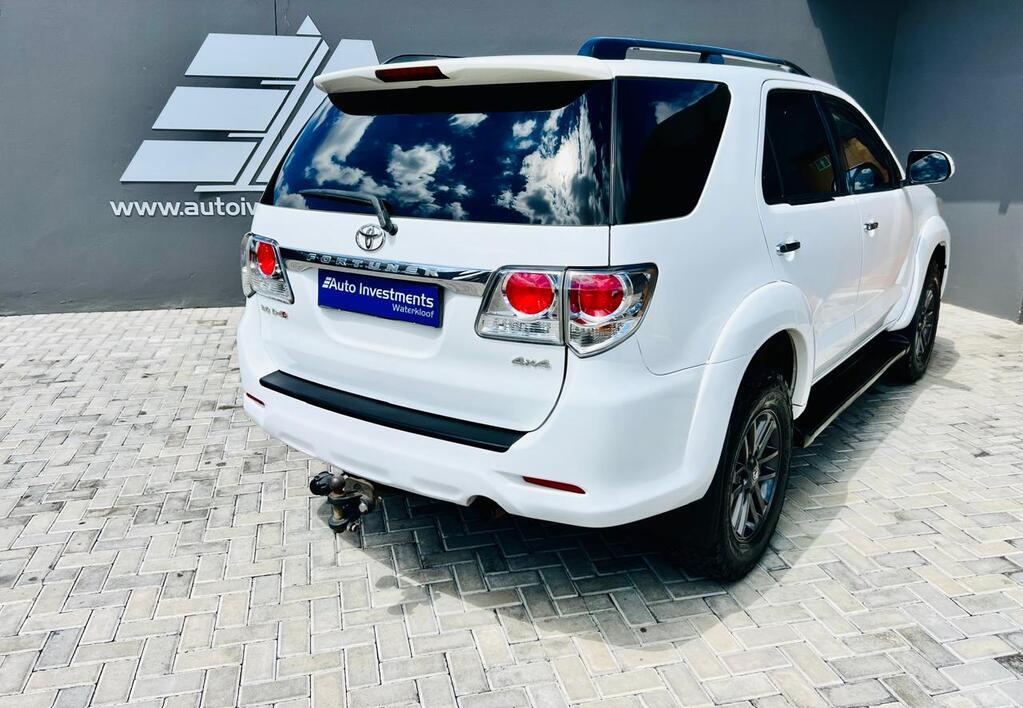 TOYOTA FORTUNER FORTUNER 3.0D-4D 4X4 A/T - 9
