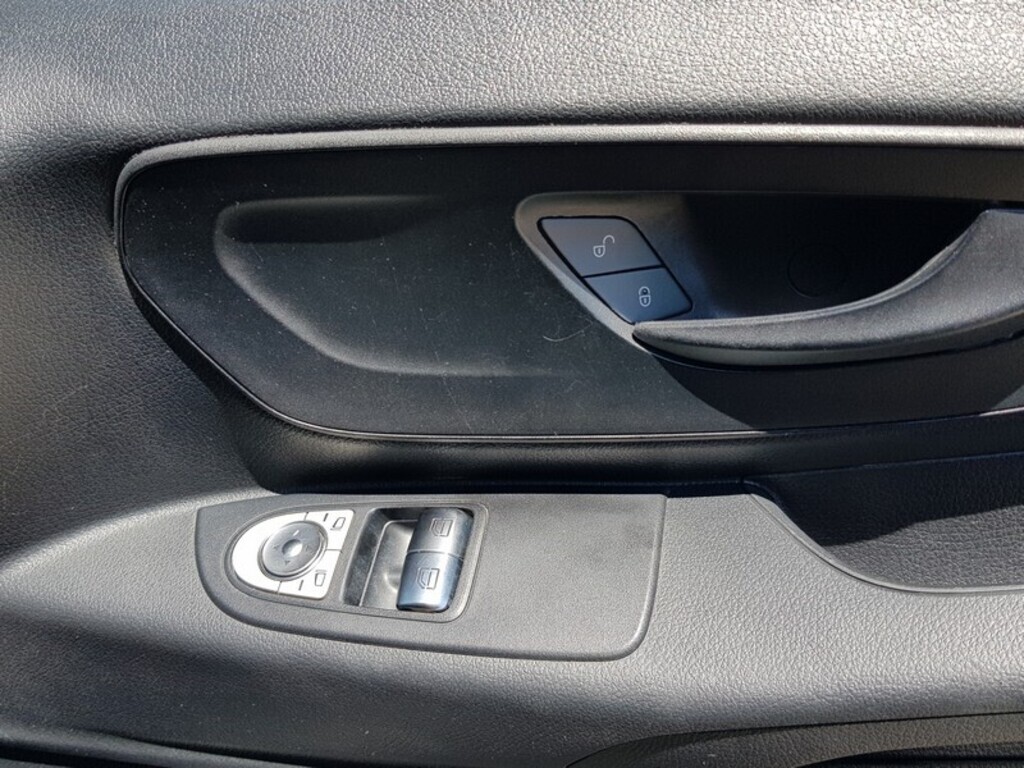 MERCEDES-BENZ VITO VITO 116 2.2 CDI TOURER PRO A/T - 19