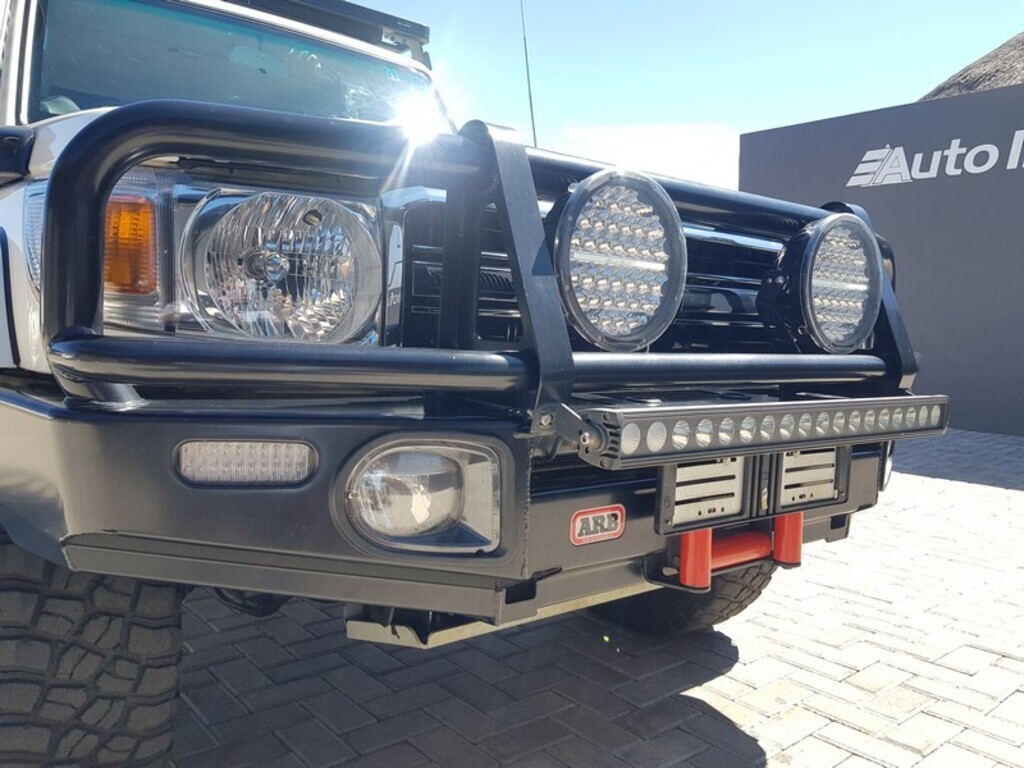 TOYOTA LAND CRUISER PICK UP LAND CRUISER 79 4.5D P/U D/C - 10