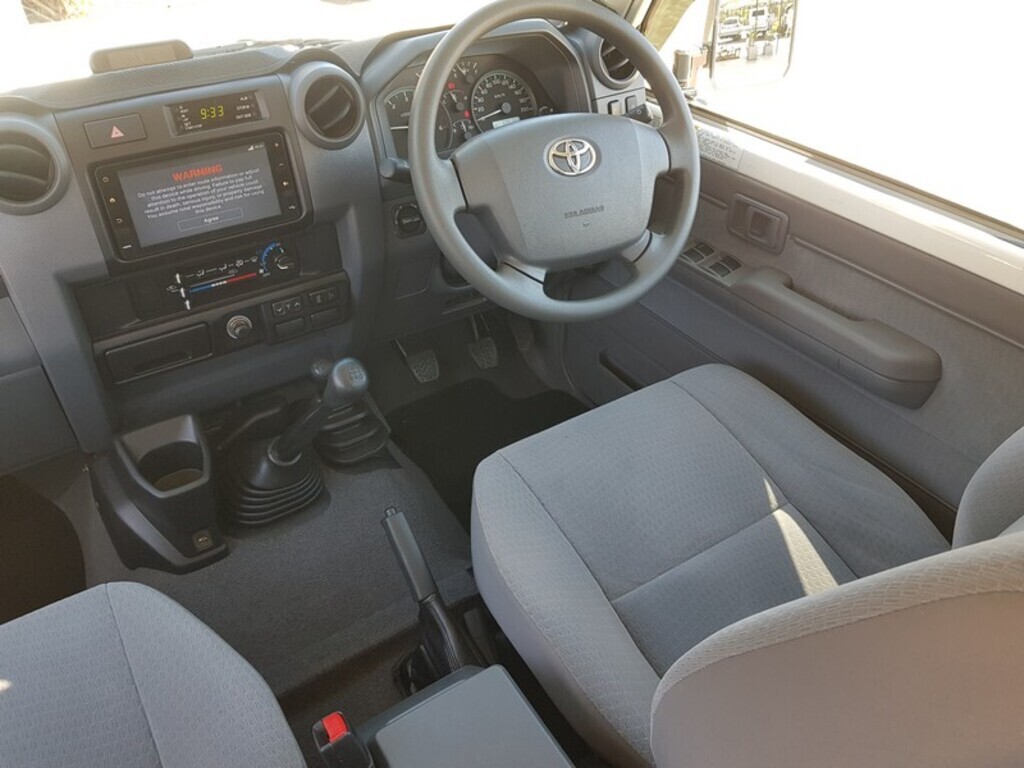 TOYOTA LAND CRUISER PICK UP LAND CRUISER 79 4.5D P/U D/C - 20