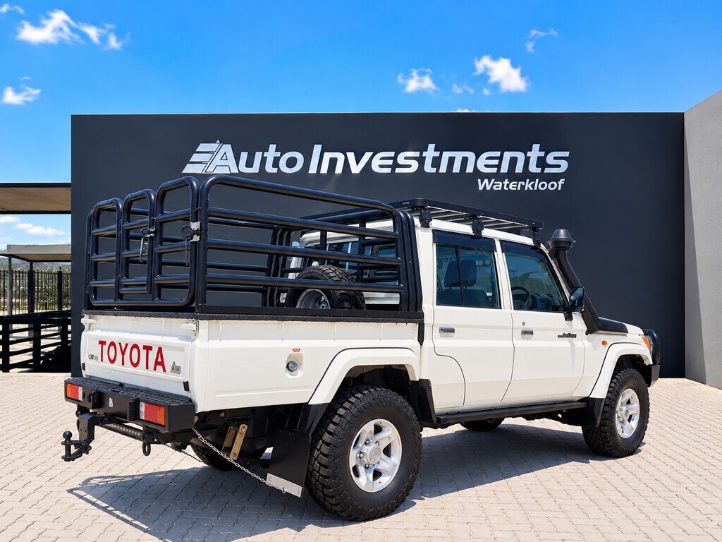 TOYOTA LAND CRUISER PICK UP LAND CRUISER 79 4.5D P/U D/C - 5
