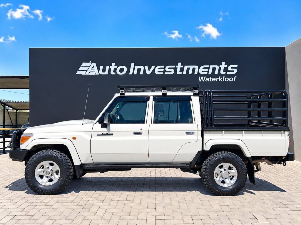TOYOTA LAND CRUISER PICK UP LAND CRUISER 79 4.5D P/U D/C - 7