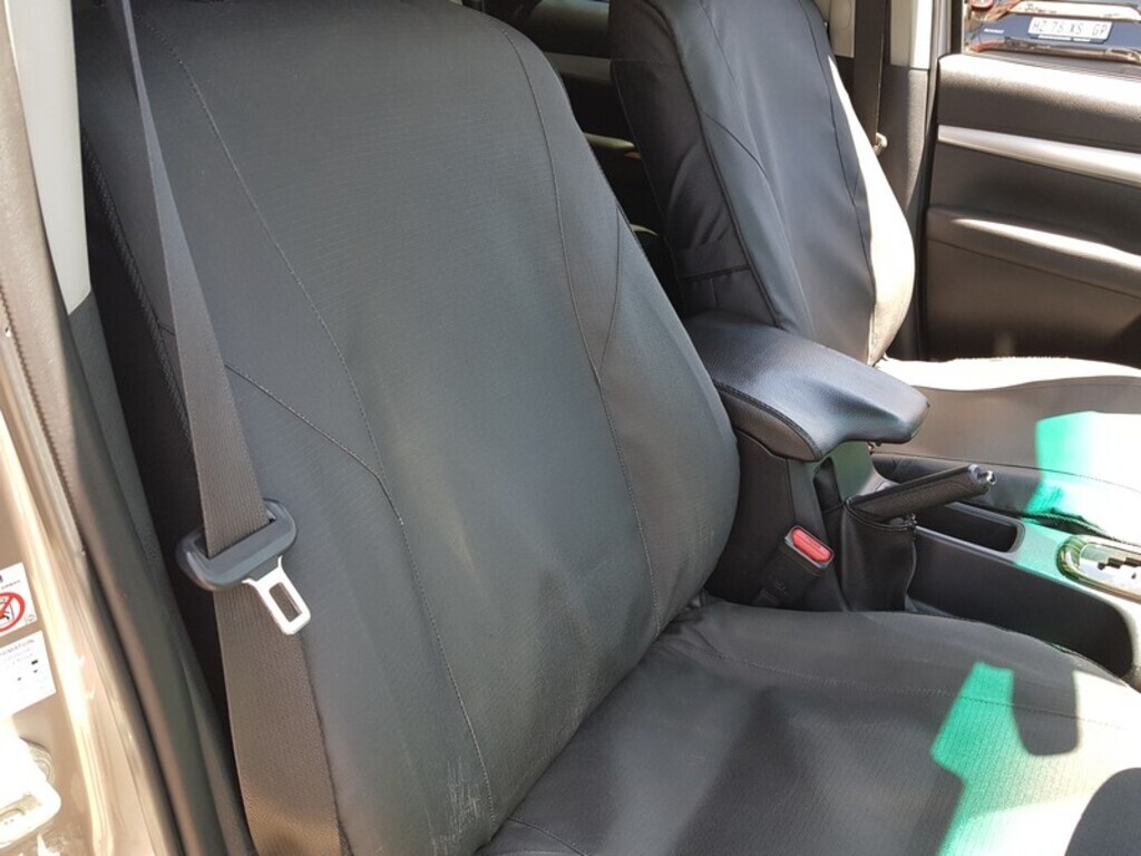 TOYOTA HILUX HILUX 4.0 V6 RAIDER 4X4 A/T P/U D/C - 18