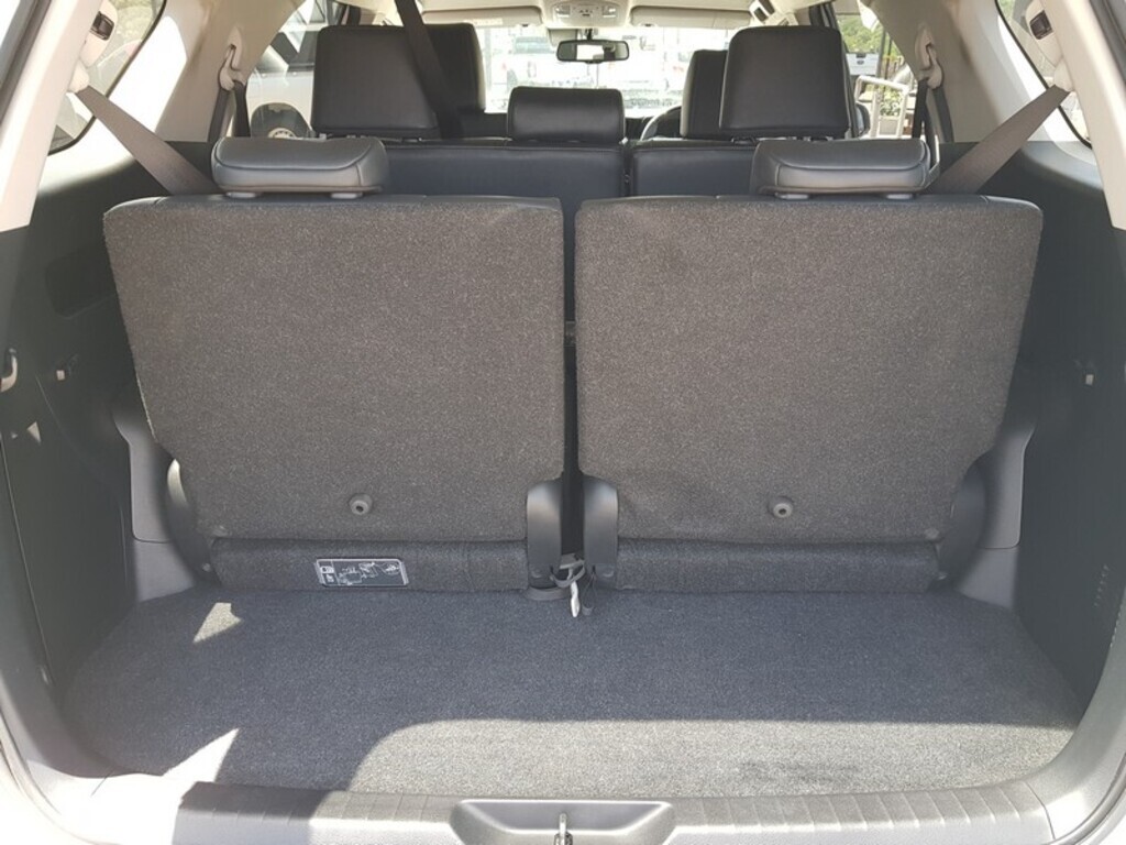 TOYOTA FORTUNER FORTUNER 2.8GD-6 VX A/T - 10