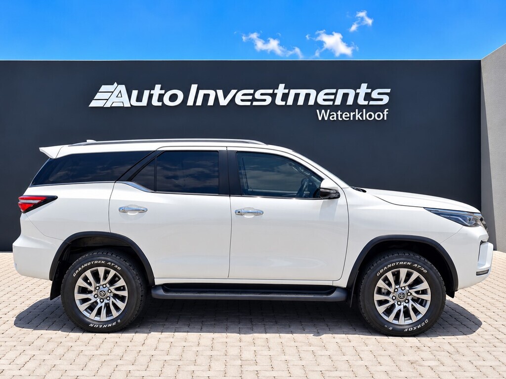 TOYOTA FORTUNER FORTUNER 2.8GD-6 VX A/T - 8