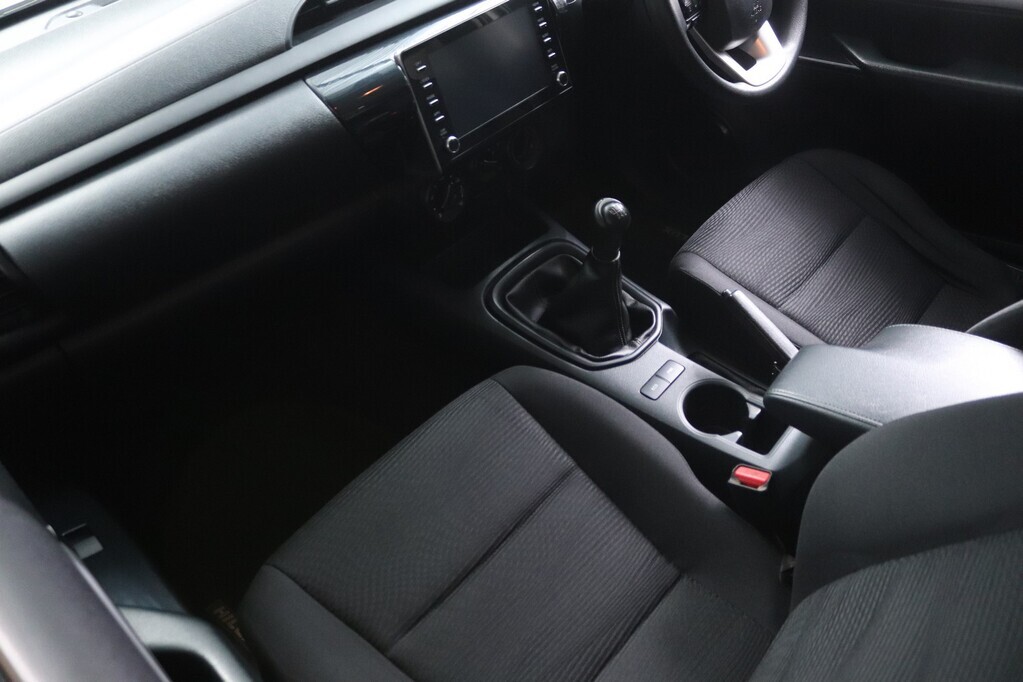TOYOTA HILUX HILUX 2.4 GD-6 RB RAIDER P/U S/C - 12