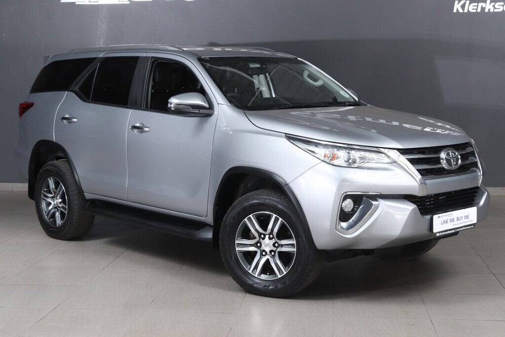 TOYOTA FORTUNER FORTUNER 2.4GD-6 R/B A/T - 2