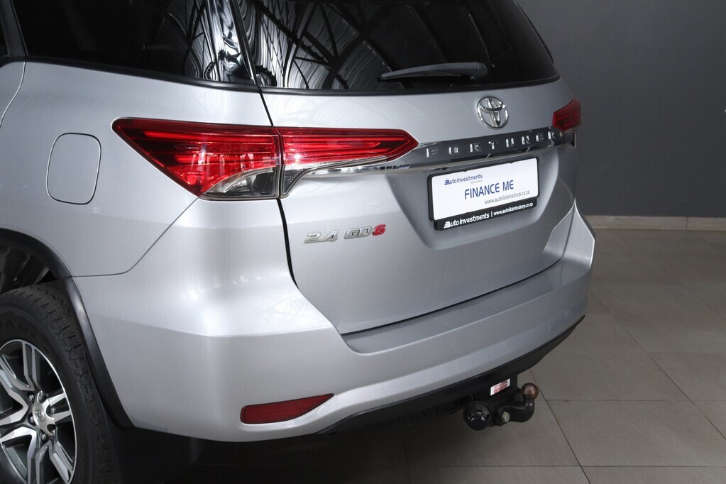 TOYOTA FORTUNER FORTUNER 2.4GD-6 R/B A/T - 20