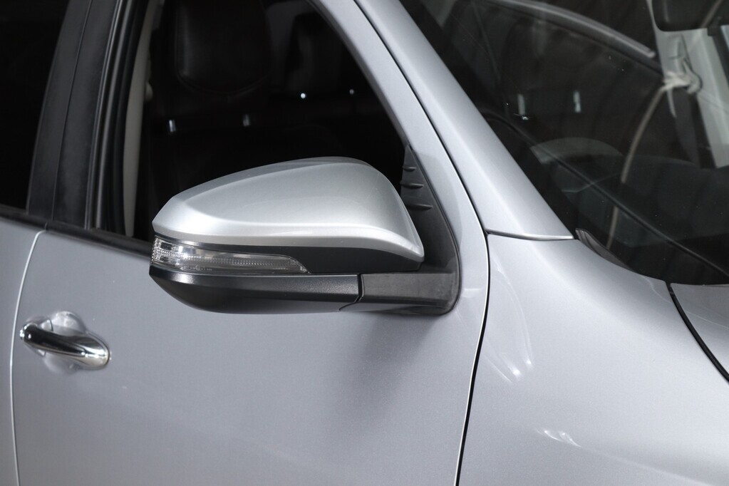 TOYOTA FORTUNER FORTUNER 2.4GD-6 R/B A/T - 7