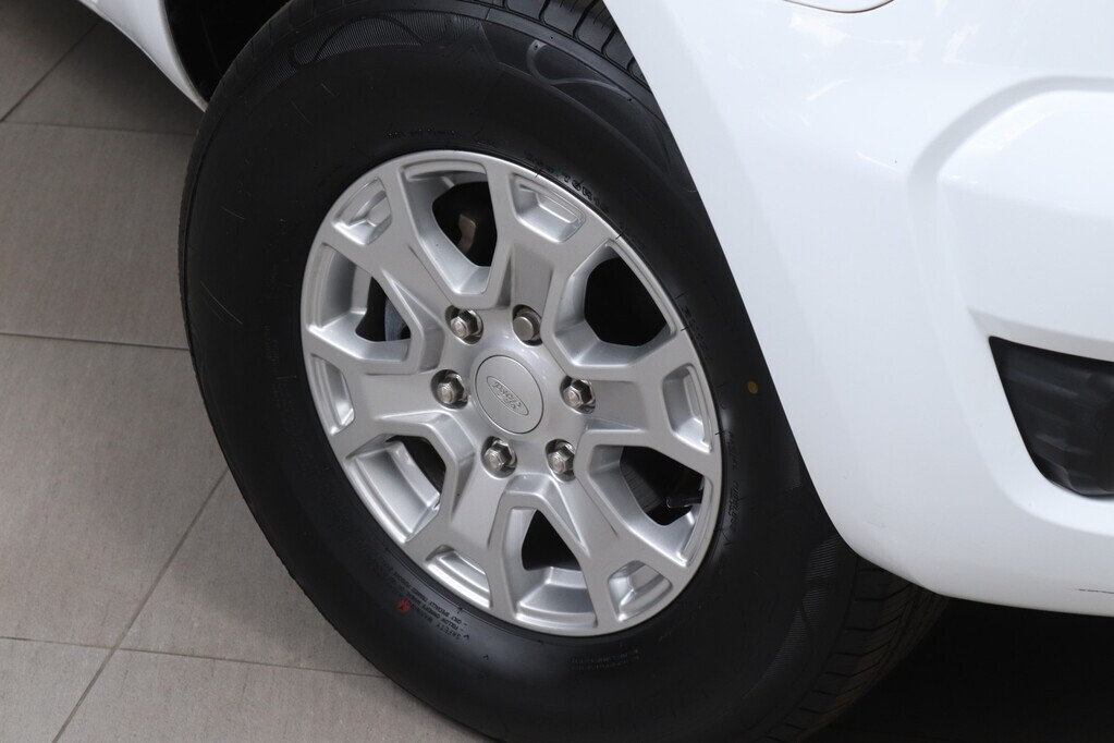 FORD RANGER RANGER 2.2TDCi XL A/T P/U S/C - 6